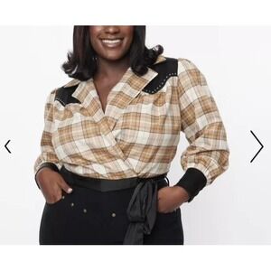 Unique Vintage Plaid Crop Top in Tan and Black
